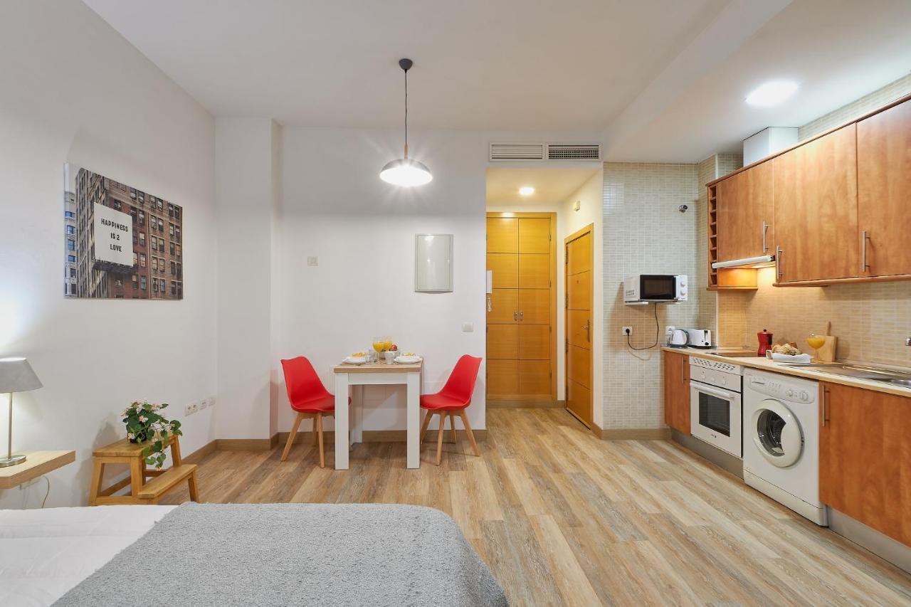Victoria Urbanite Apartment Malaga Exterior photo